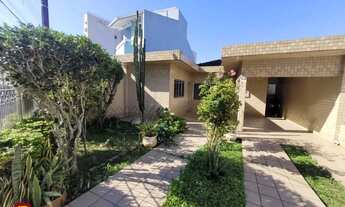 Imagem: CASA 3DORM PRÓXILO A BEIRA MAR BAIRRO BAKLNEÁRIO