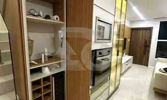 Imagem 3: Imóvel Duplex na Barra dos Coqueiros com 3 Suítes, Piscina e Varandas