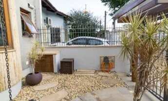 Imagem 2: Casa com 3 Quartos à venda, 141m² - Hípica