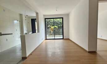 Imagem 3: Apartamento para Venda em Teresópolis, Várzea, 2 dormitórios, 1 suíte, 2 banheiros, 1 vaga