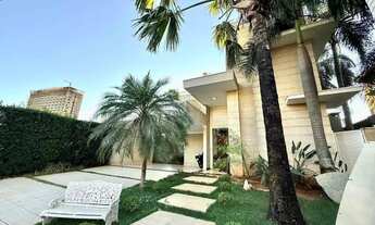 Imagem 2: Imóvel para aluguel possui 350 metros quadrados com 4 quartos