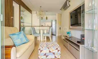 Imagem 4: Apartamento para Venda em Florianópolis, Costeira do Pirajubaé, 2 dormitórios, 1 suíte, 2