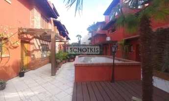 Imagem 3: IMOBILIÁRIA SCHOTKIS ALUGA EXCELENTE CASA RESIDENCIAL DE TRÊS PAVIMENTOS COM 04 DORMITÓRIO