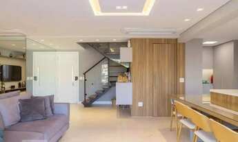 Imagem 2: Cobertura para venda em Vila Ipojuca com 3 quartos, sendo 3 suítes , 250m²