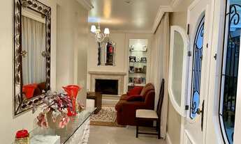 Imagem 2: Casa com 5 quartos (3 suítes) e terreno - B. Mosela - Petrópolis - RJ