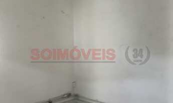 Imagem 5: Galpão/Depósito/Armazém para aluguel possui 530 metros quadrados