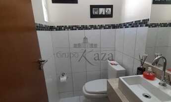 Imagem 4: Casa para venda possui 260 metros quadrados com 3 quartos