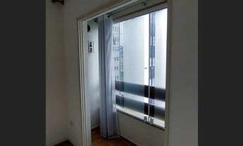 Imagem 2: Apartamento para aluguel e venda possui 35 metros quadrados com 1 quarto