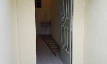 Imagem 3: Nilópolis, casa de um quarto na rua Dulce