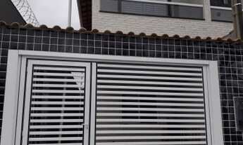 Imagem 4: Sobrado para venda possui 95 metros quadrados com 2 quartos em Aviação - Praia Grande - SP