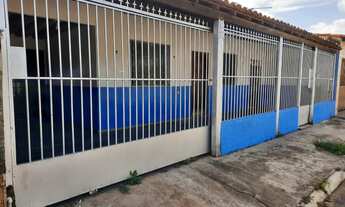 Imagem 3: Casa para venda, com 3 quartos um sendo suíte em ótima localização no Valparaíso 2