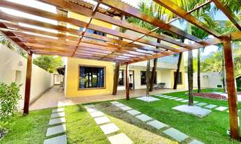 Imagem 2: Casa para venda tem 467 metros quadrados com 5 quartos em Busca Vida (Abrantes) - Busca Vi