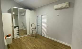 Imagem 3: Ótima casa de 223m², 3 dorm., 1 suíte, à venda por R$599.000, no Jd das Flores