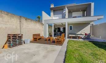 Imagem 7: Casa à venda em Niterói com 285 m², 3 quartos, 1 suíte, 2 vagas