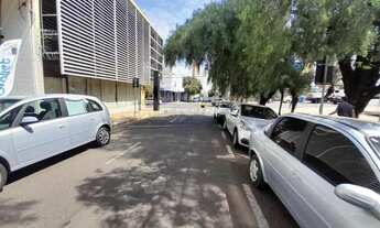 Imagem 2: Comercial Sala / Salão com Condomínio em São Carlos