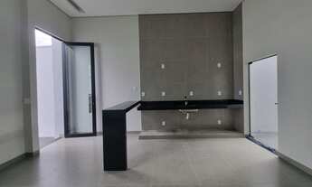 Imagem 2: Casa à Venda no Bairro Novo Mundo em Uberlândia