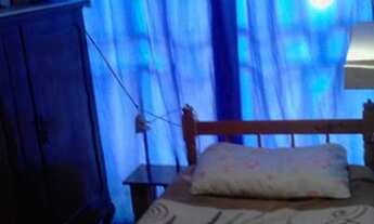 Imagem 3: Quarto para moças ao lado do terminal Capão da Imbuia