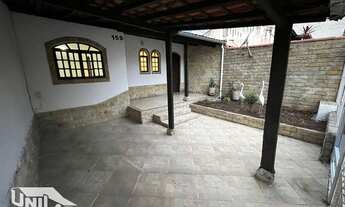 Imagem 2: Casa à venda no bairro Vila Rica