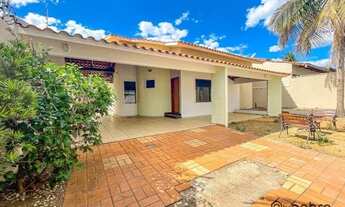 Imagem 2: Casa com 3 dormitórios para alugar, 210 m² por R$ 4.341,60/mês - Plano Diretor Sul - Palma