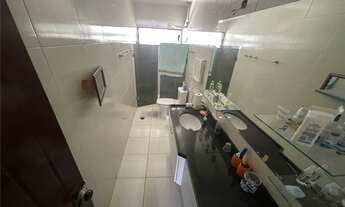 Imagem 7: ALUGO Casa na Rua do Espinheiro - 372m² ótima para comércio