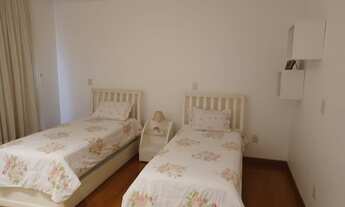 Imagem 4: Casa de condomínio para venda tem 720 metros quadrados com 4 quartos