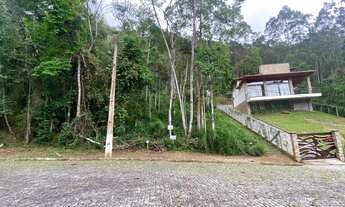 Imagem 4: Terreno grande em condomínio fechado em ótima localização no Cônego, Nova Friburgo - RJ