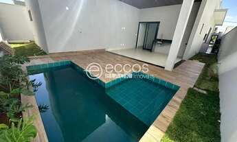 Imagem 4: Casa em condomínio para aluguel, 3 quartos, 3 suítes, 2 vagas, JARDIM BOTÂNICO - Uberlândi