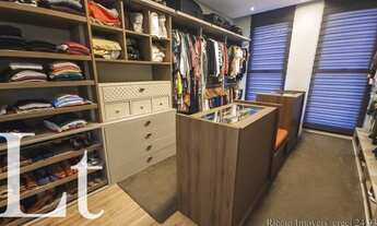 Imagem: Alphaville 2, Frente a praça, Sobrado imponente