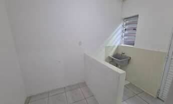 Imagem 4: Casa para aluguel possui 60 metros quadrados com 1 quarto em Jardim Primavera - Mauá - SP