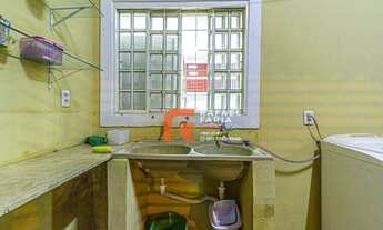 Imagem 7: Casa com 3 quartos (1 suíte), piscina e churrasqueira, 275 m² por R$ 579.900 - Setor Oeste