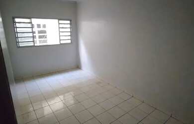 Imagem 8: Oportunidade Qno 9 Setor O casa 2 Quartos mais Kit nos fundos aceita financiamento