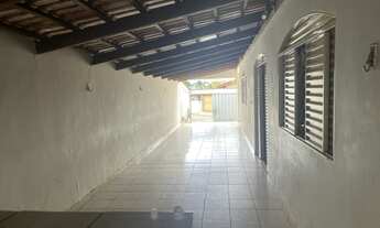 Imagem 7: CASA DE ESQUINA COM SALA COMERCIAL em Jardim Califórnia - Goiânia - GO