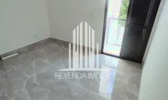 Imagem 7: Apartamento sem condomínio com 2 quintais, 2 dormitórios e 1 vaga de garagem na Vila Helen