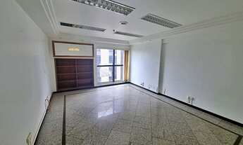 Imagem 4: Conjunto de salas comerciais no Centro Empresarial Liberty Mall