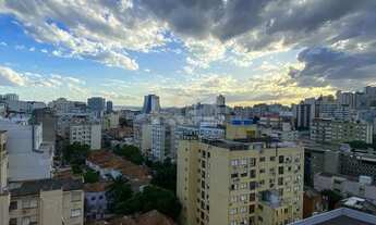 Imagem 10: Apartamento semimobiliado de 83m², 3 dormitórios, reformado com vista para o Guaíba, na Ci