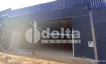 Imagem 7: Galpão disponível para venda no bairro Shopping Park em Uberlândia-MG