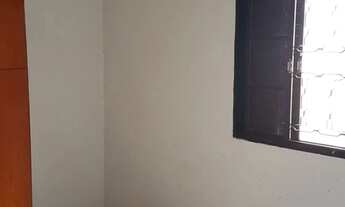 Imagem 2: Hilda Mandarino, 2 dormitórios, edícula, R$:170 mil, aceita financiamento