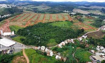 Imagem 2: Lote à Venda em Viçosa (Nova Era) 300 m² de terreno, 240 m² de área útil Aceita Financia