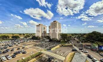 Imagem 5: Apartamento Semi Mobiliado com 3 Dormitórios Para Alugar no Alameda Iguatemi - ao lado do