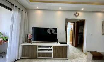 Imagem 5: Apartamento com 2 dormitórios / suíte/ sacada com churrasqueira e vaga coberta