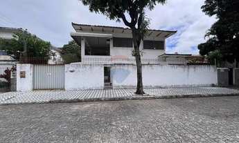 Imagem: Casa Ampla à venda no Centro de Maceió