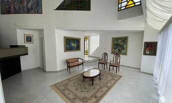 Imagem 3: Casa de Andar Espaçosa e Elegante Conforto, Amplitude e Sofisticação em Cada D