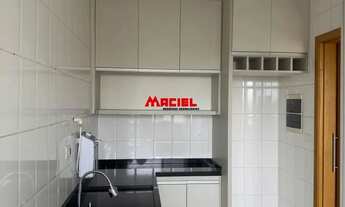 Imagem 6: Apartamento com 2 dormitórios, 1 suíte, 2 vagas de garagem com sacada e elevador a poucos