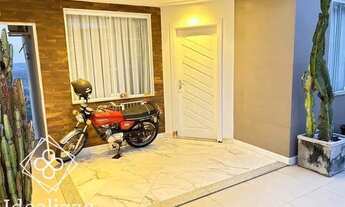 Imagem 2: Casa para Venda em Barra Mansa / RJ no bairro Santa Rosa