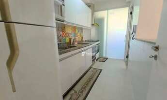 Imagem 5: Apto a venda com varanda gourmet na praia de Pitangueiras - Guarujá - SP