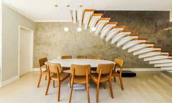 Imagem 6: Casa com área gourmet no Aeroporto para venda