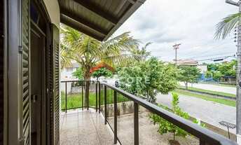 Imagem 2: Sobrado em Rua Giesta - Morrinhos - Bombinhas/SC