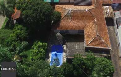 Imagem: Casa com 4 Quartos e 4 vagas de garagem