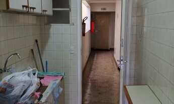 Imagem 2: Kitnet, Venda Loc. Aceita permuta imóvel valor maior com 41 m2. Armário embutido, taco