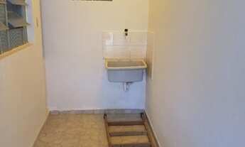 Imagem 5: Nilópolis, casa de um quarto na rua Dulce